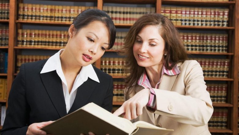 How to Choose a Law Firm That’s Right For You