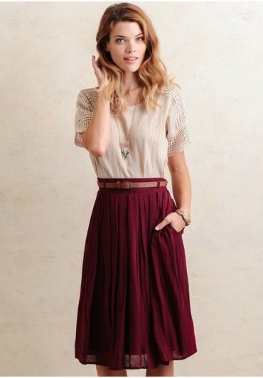 Casual Day Out How to Wear This Year's Midi Skirts Trend
