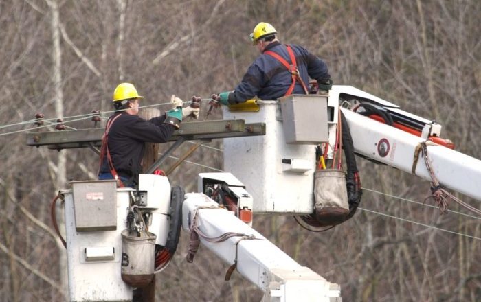 Cherry Picker 101 – 4 Safety Tips That All Operators Must Know